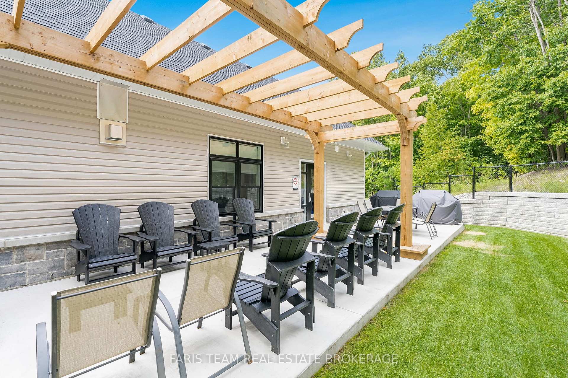 Photo 36 of 8 Chamberlain Crescent, Penetanguishene — HOMEH