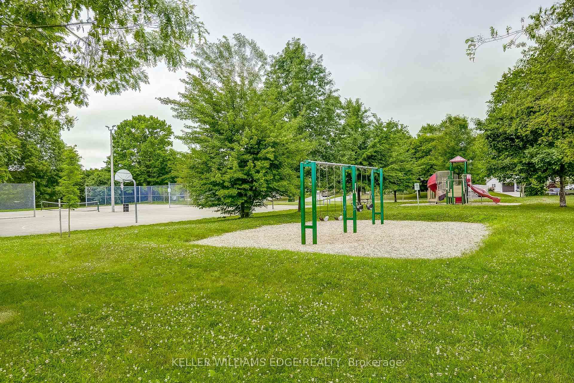 Photo 19 of Unit 306, 271 Eiwo Court, Waterloo — HOMEH