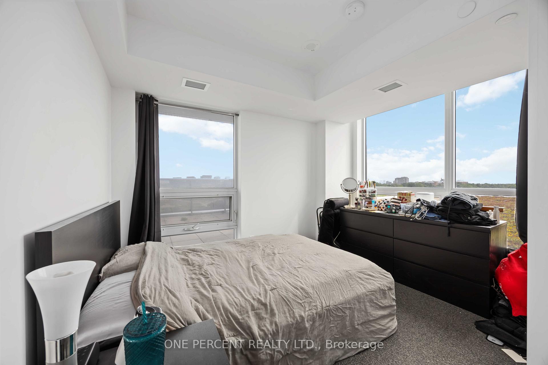 Photo 14 of Unit 811, 120 Varna Drive, Toronto, Englemount-Lawrence — HOMEH