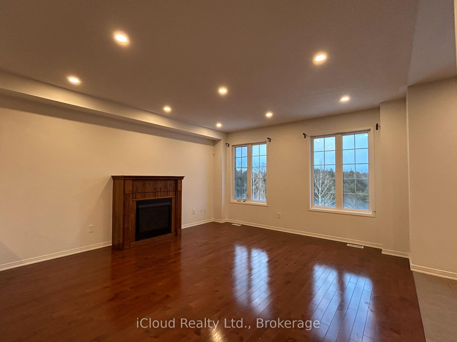 Photo 5 of 2381 Secreto Drive, Oshawa, Windfields — HOMEH