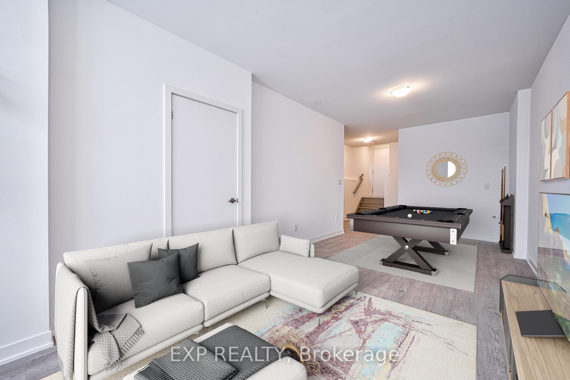 Photo 5 of 58 Hooyo Terrace, Toronto, Englemount-Lawrence — HOMEH