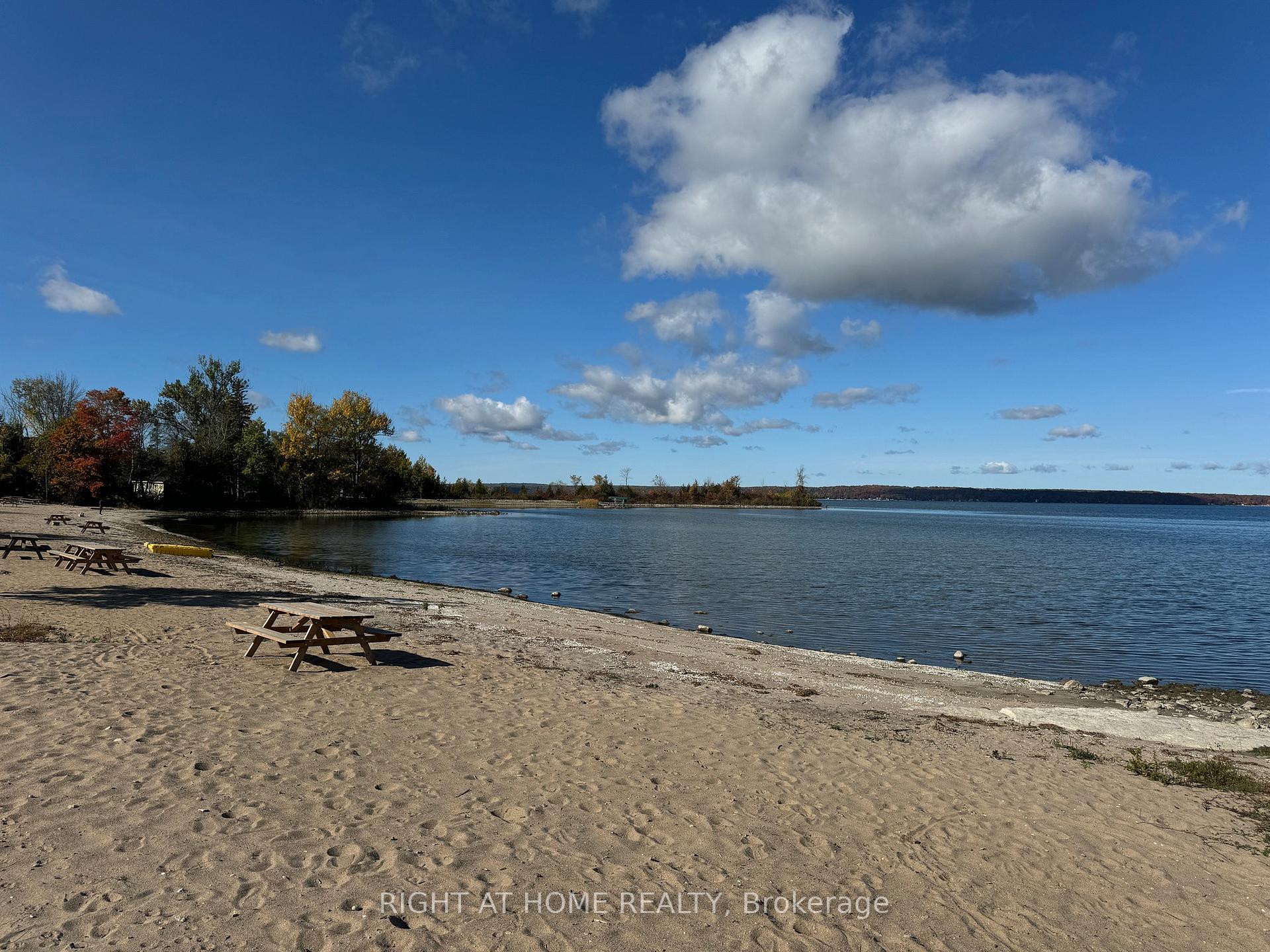 Photo 3 of 136 Limestone Road, Tay, Port McNicoll — HOMEH