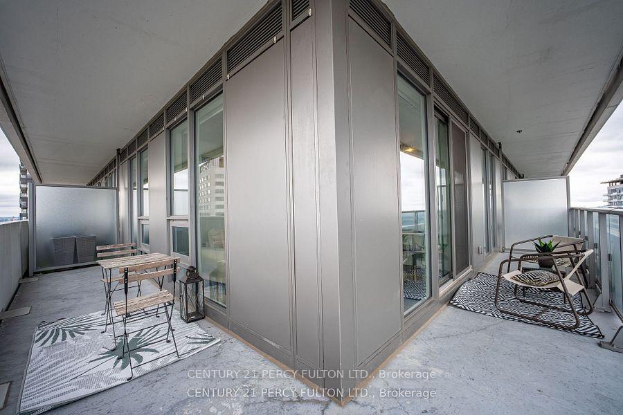 Photo 3 of Unit 3108, 2221 Yonge Street, Toronto, Mount Pleasant West — HOMEH