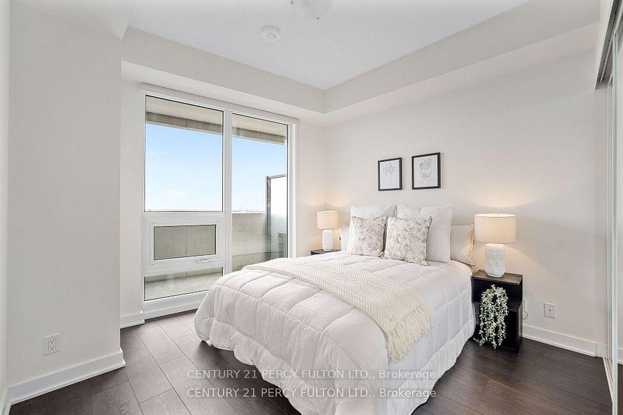 Photo 5 of Unit 3108, 2221 Yonge Street, Toronto, Mount Pleasant West — HOMEH