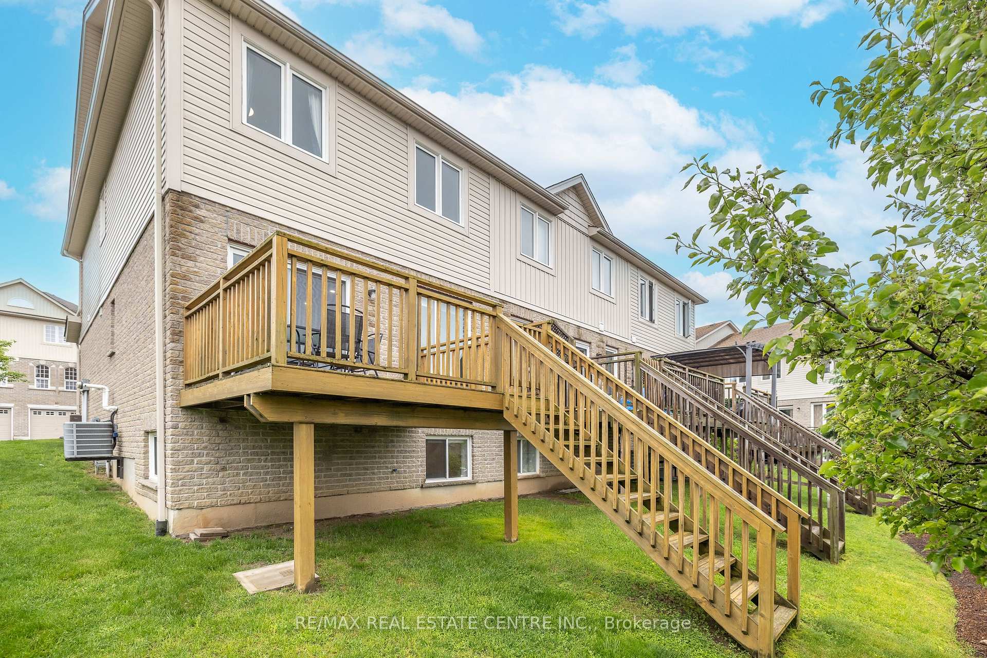 Photo 27 of Unit 94, 105 Pinnacle Drive, Kitchener — HOMEH