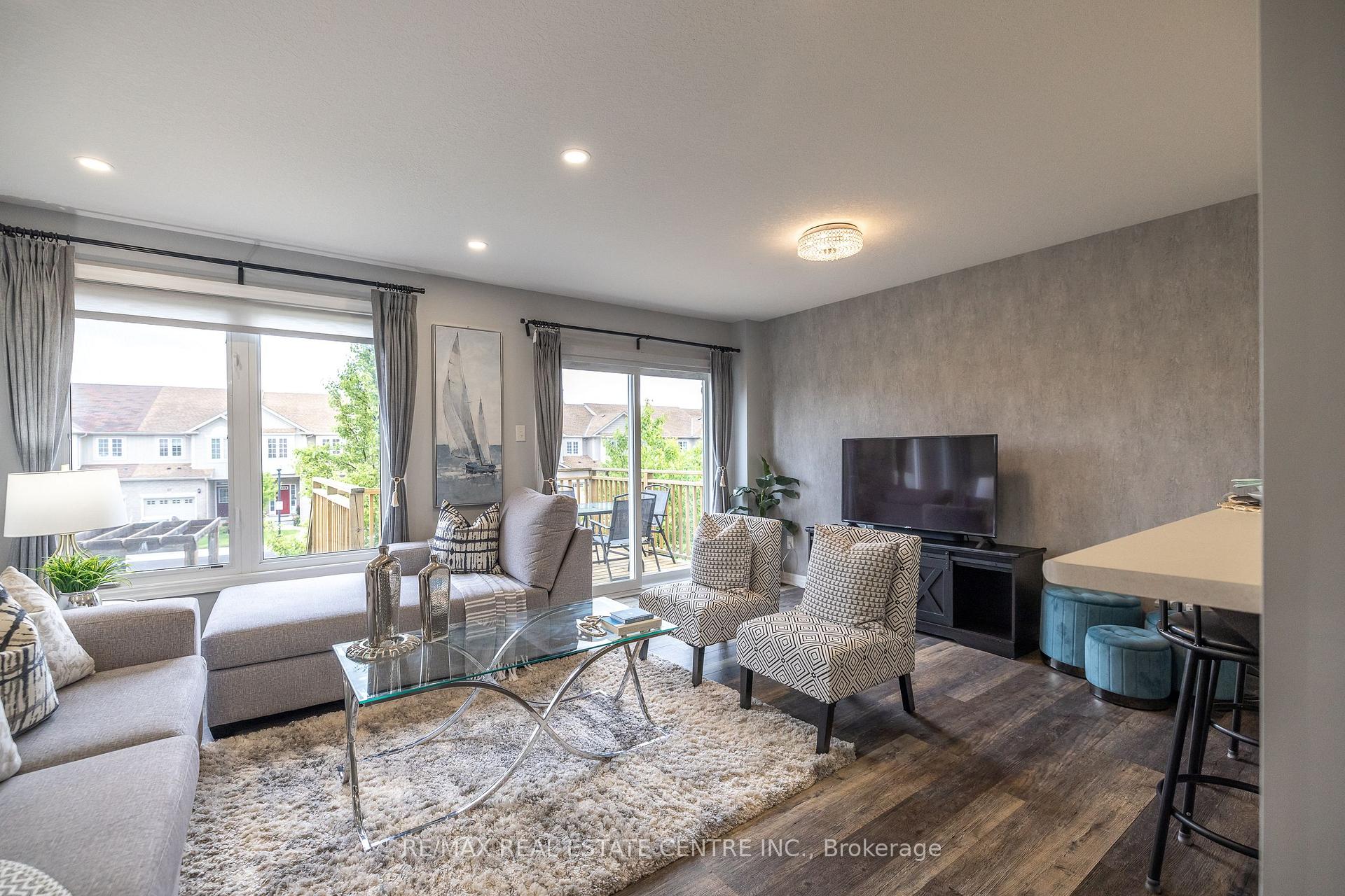 Photo 16 of Unit 94, 105 Pinnacle Drive, Kitchener — HOMEH