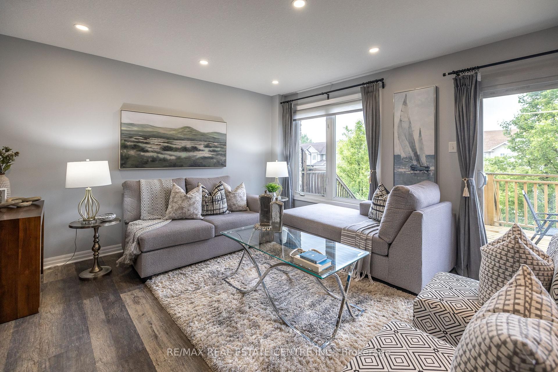 Photo 5 of Unit 94, 105 Pinnacle Drive, Kitchener — HOMEH