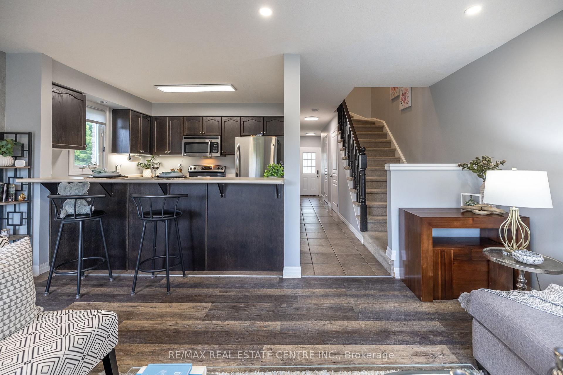 Photo 11 of Unit 94, 105 Pinnacle Drive, Kitchener — HOMEH