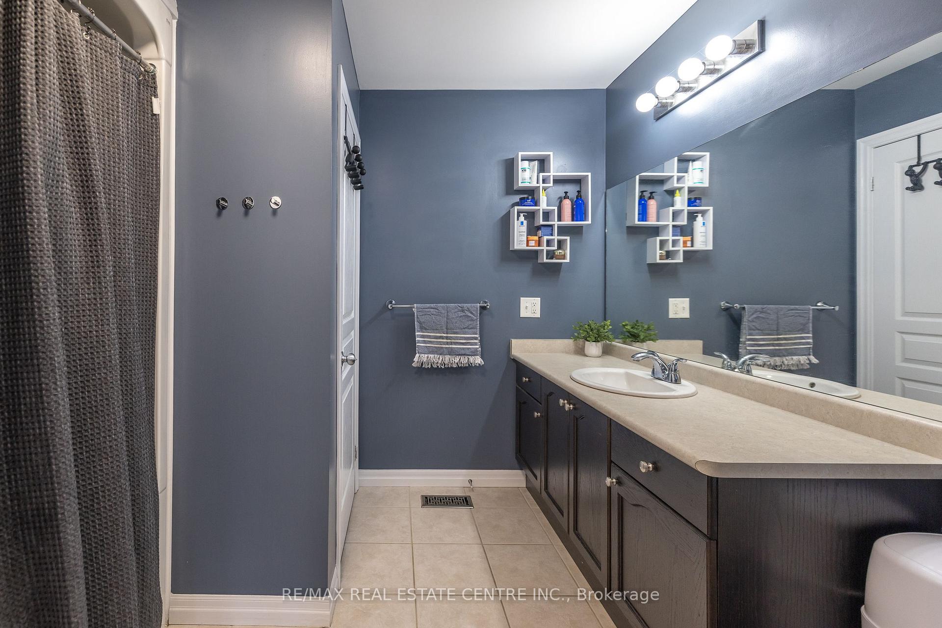 Photo 22 of Unit 94, 105 Pinnacle Drive, Kitchener — HOMEH