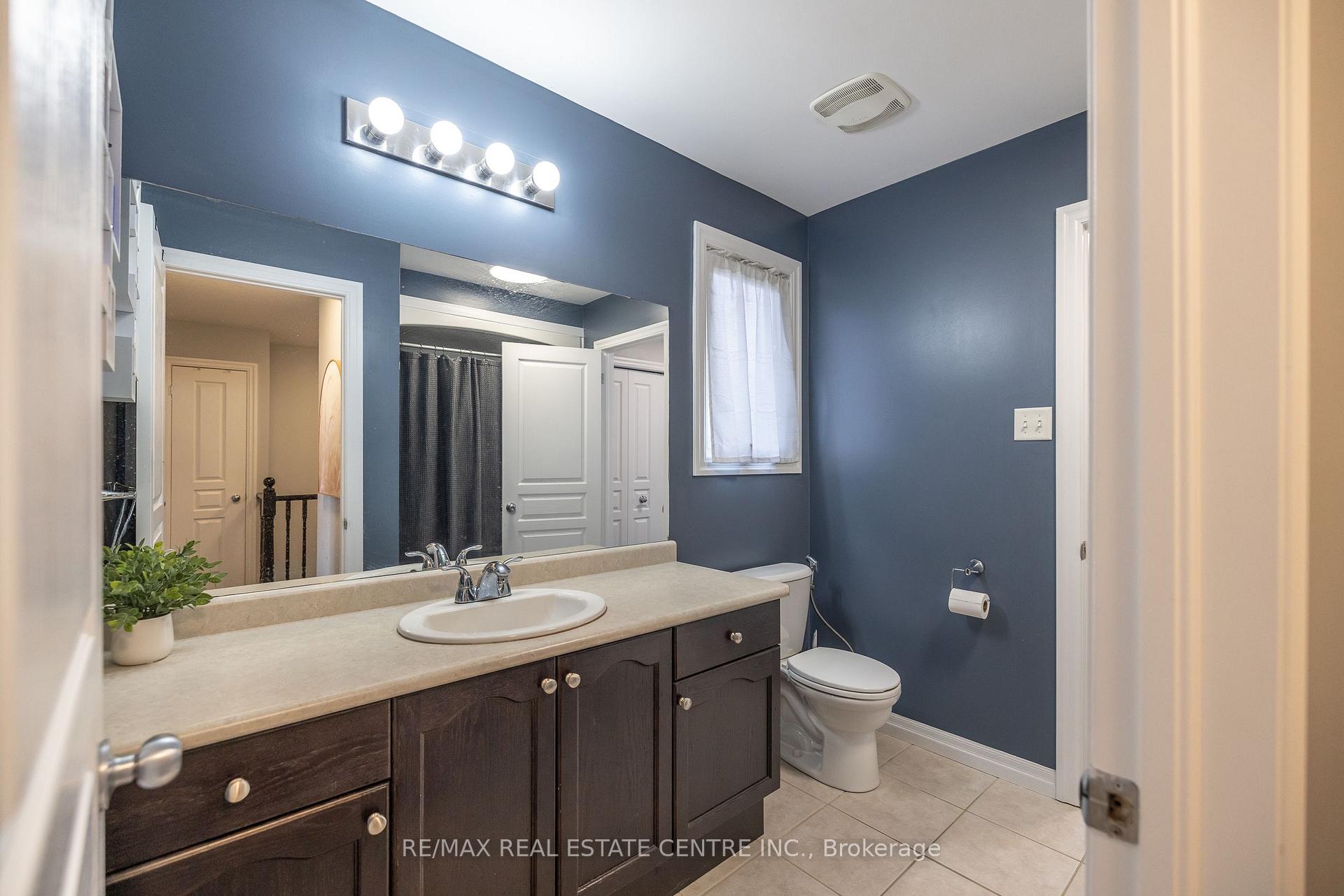 Photo 10 of Unit 94, 105 Pinnacle Drive, Kitchener — HOMEH