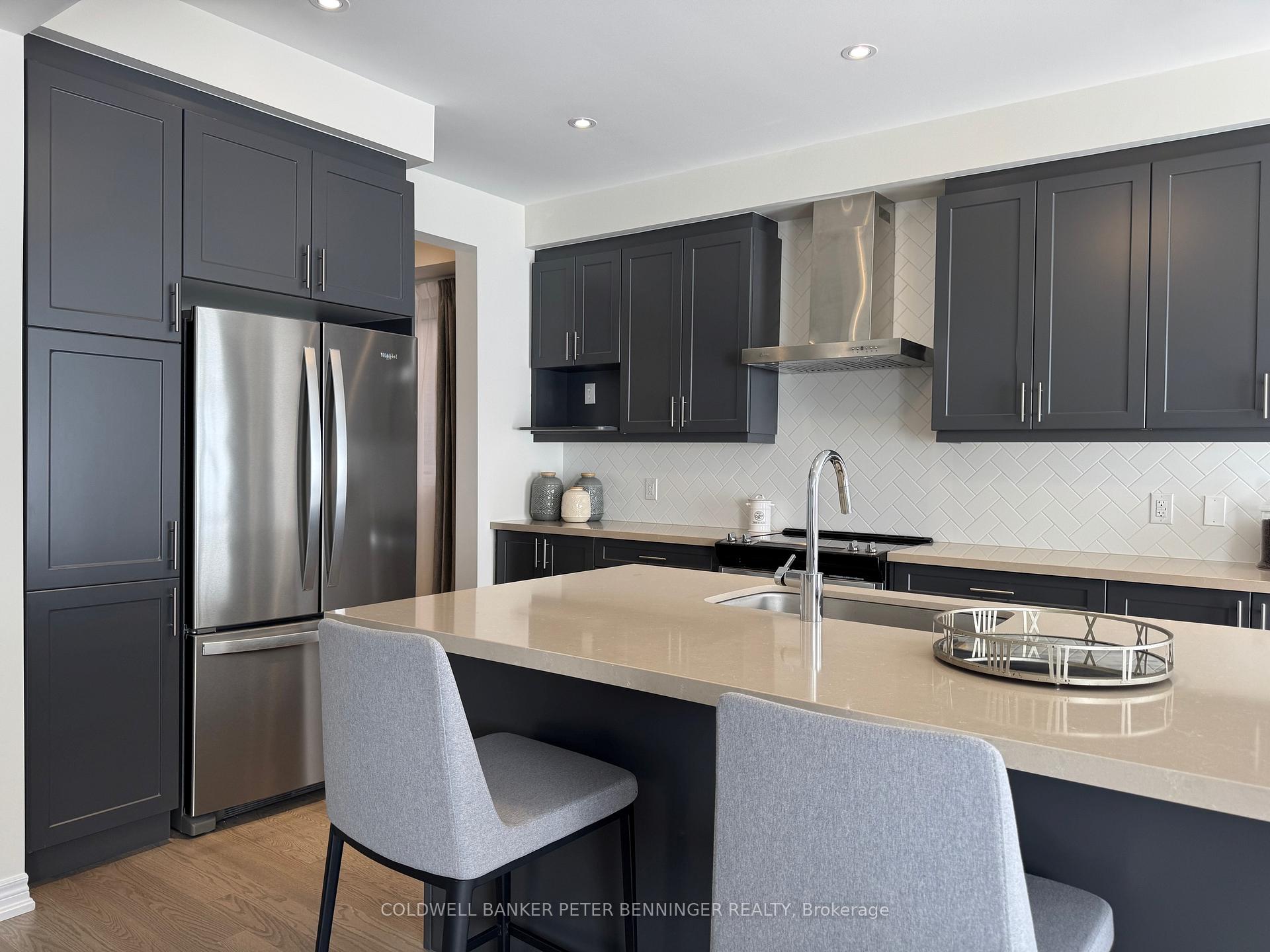 Photo 5 of 258 Histand Trail, Kitchener — HOMEH