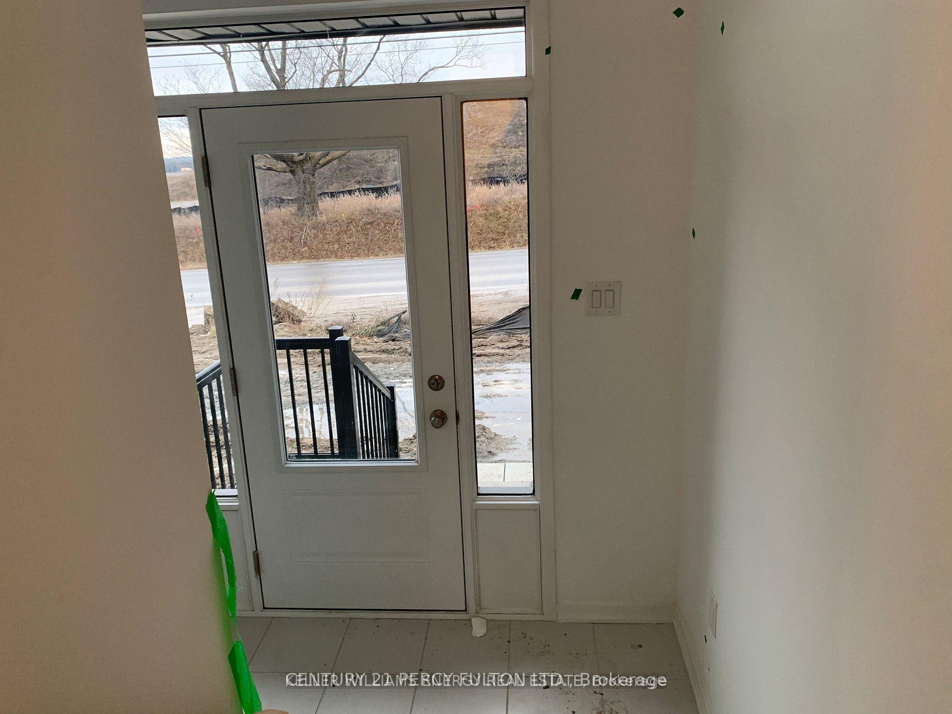 Photo 11 of 741 Conlin Rd E, Oshawa, Samac — HOMEH