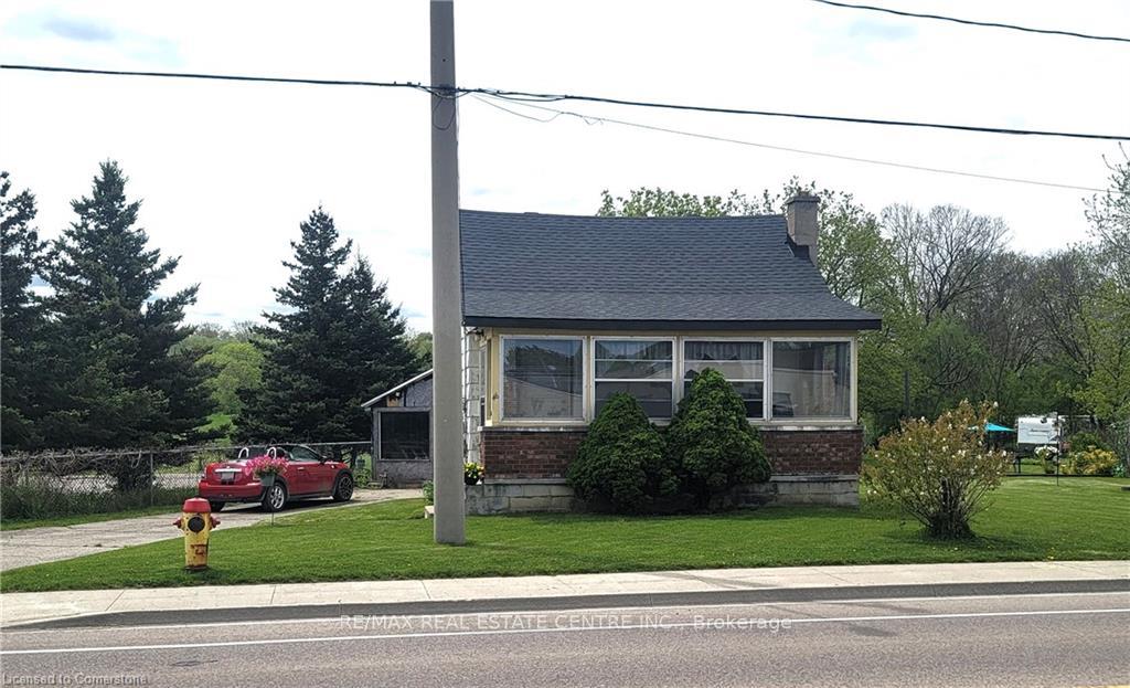 Photo 4 of 46 Bridge Street E, Kitchener — HOMEH