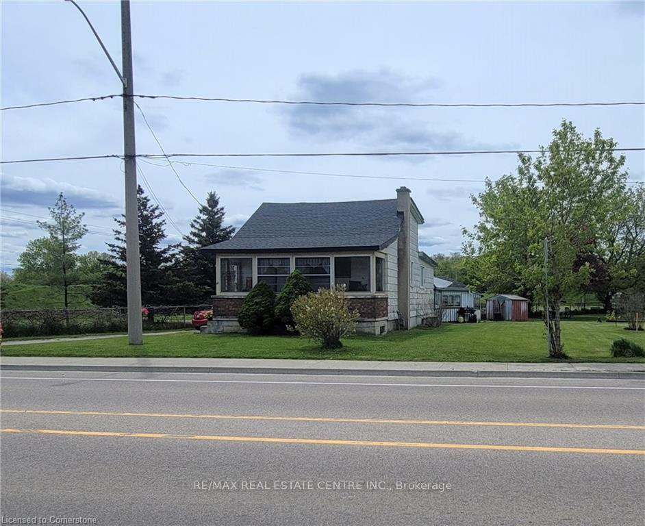 Photo 2 of 46 Bridge Street E, Kitchener — HOMEH