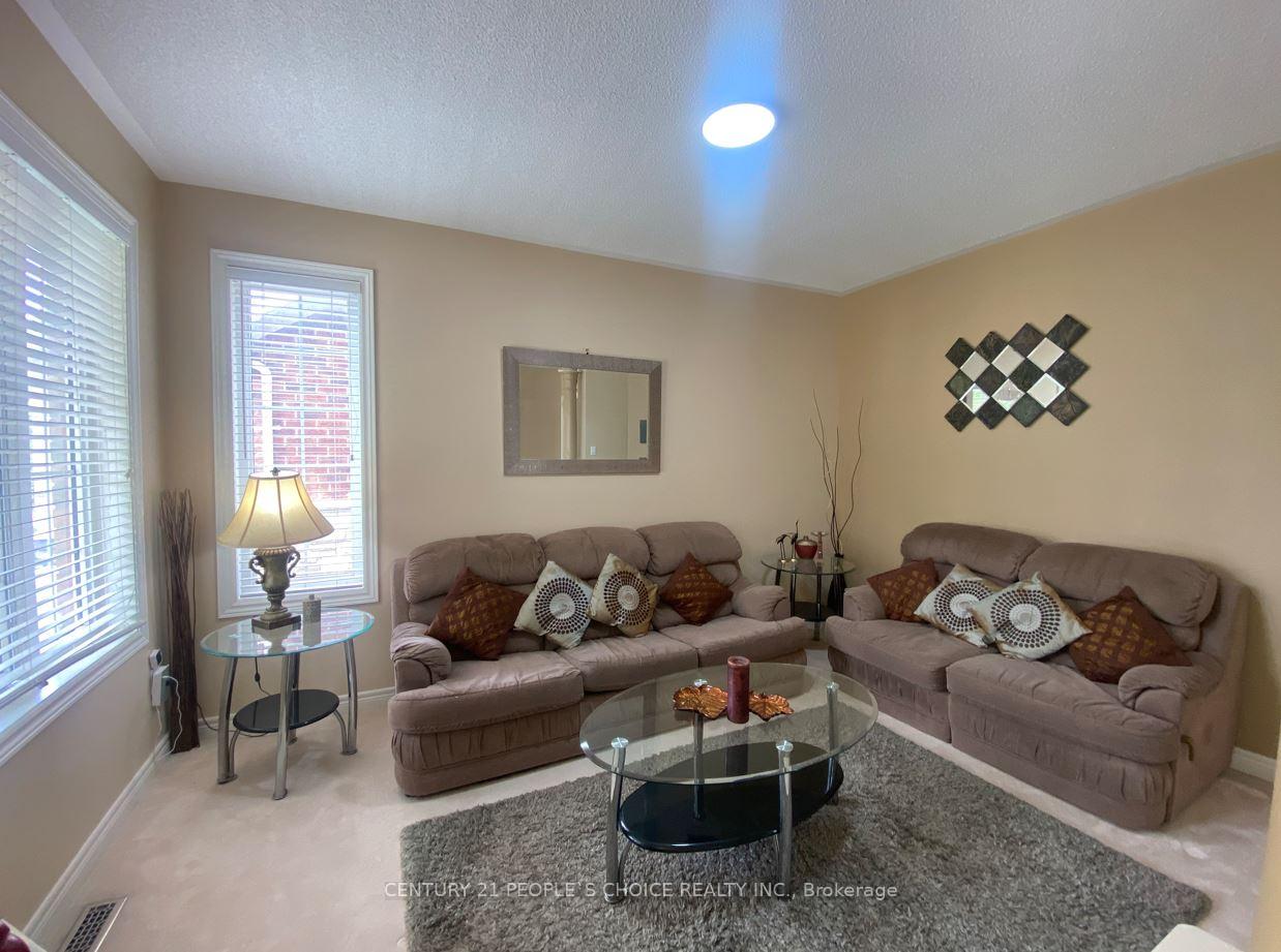 Photo 14 of 21 Trailside Walk, Brampton, Bramalea North Industrial — HOMEH