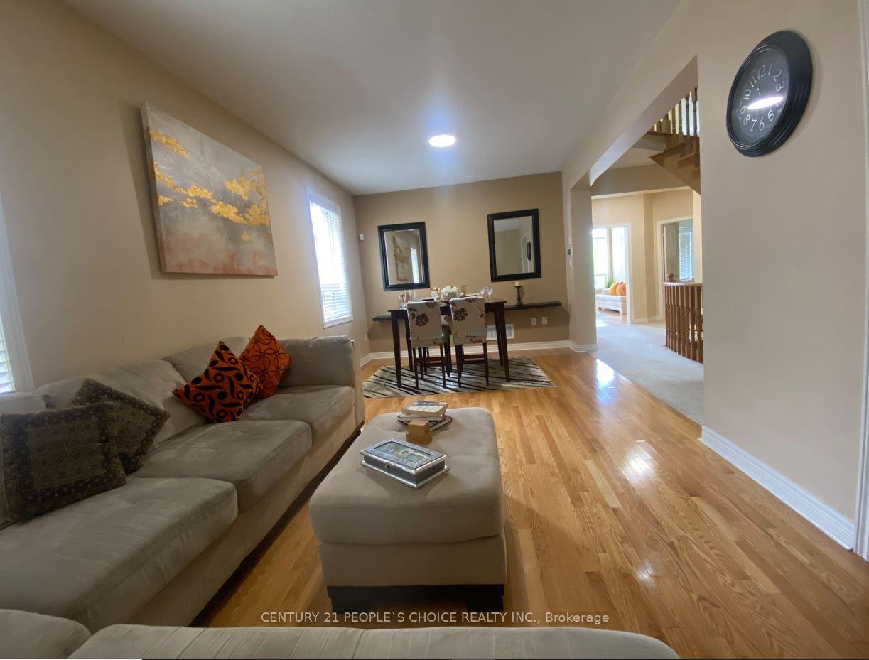 Photo 12 of 21 Trailside Walk, Brampton, Bramalea North Industrial — HOMEH