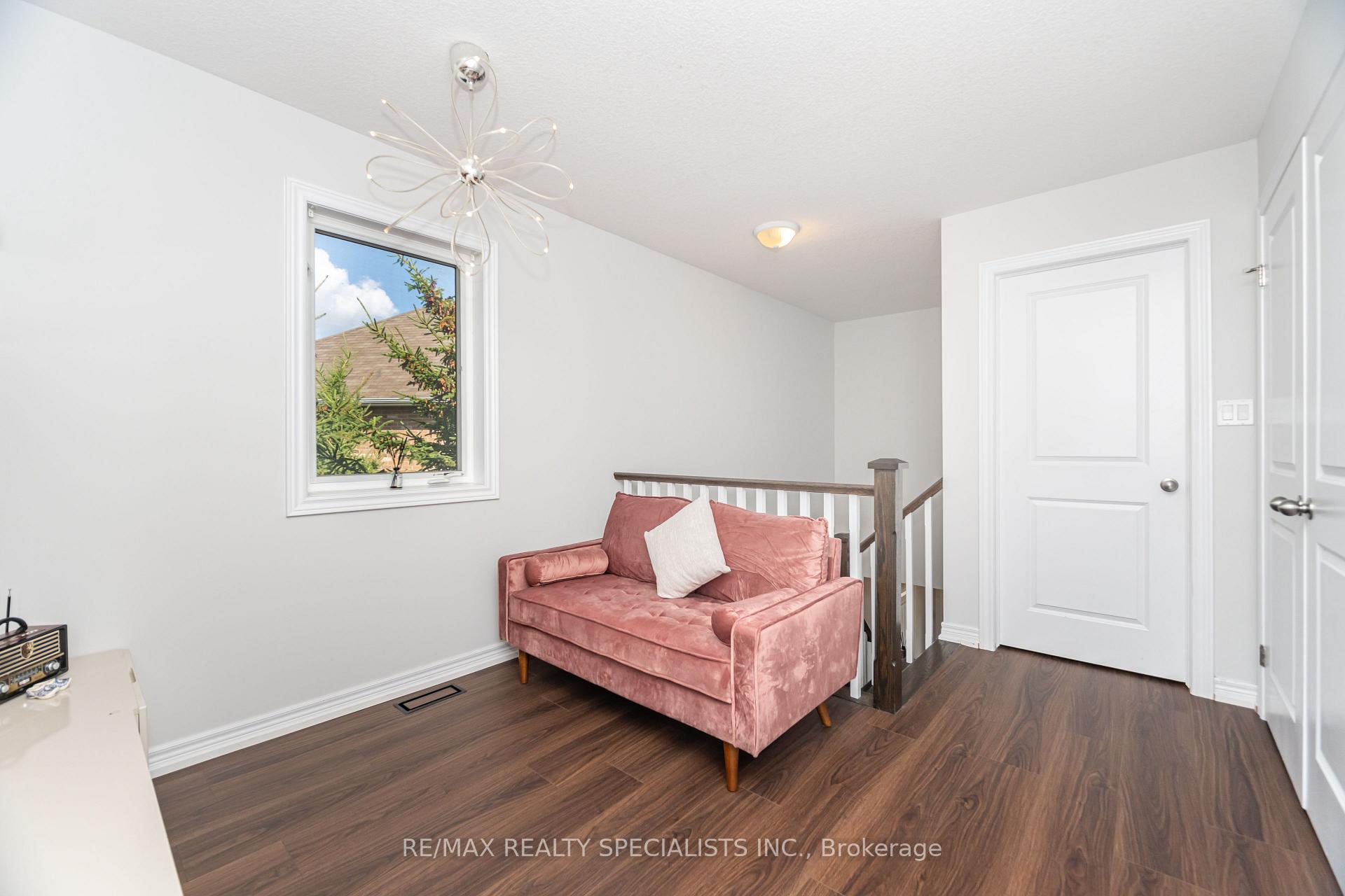 Photo 30 of Unit 6, 90 Raymond Road, Hamilton, Meadowlands — HOMEH