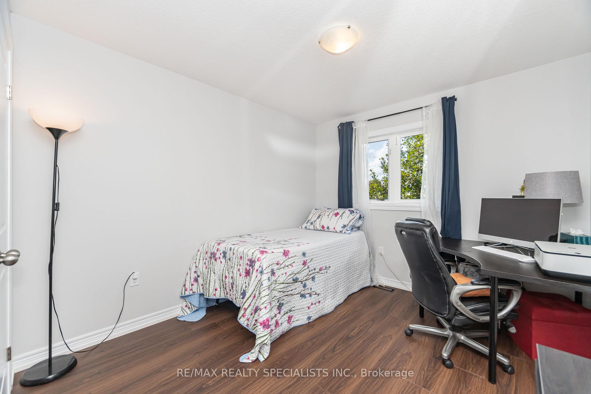 Photo 33 of Unit 6, 90 Raymond Road, Hamilton, Meadowlands — HOMEH