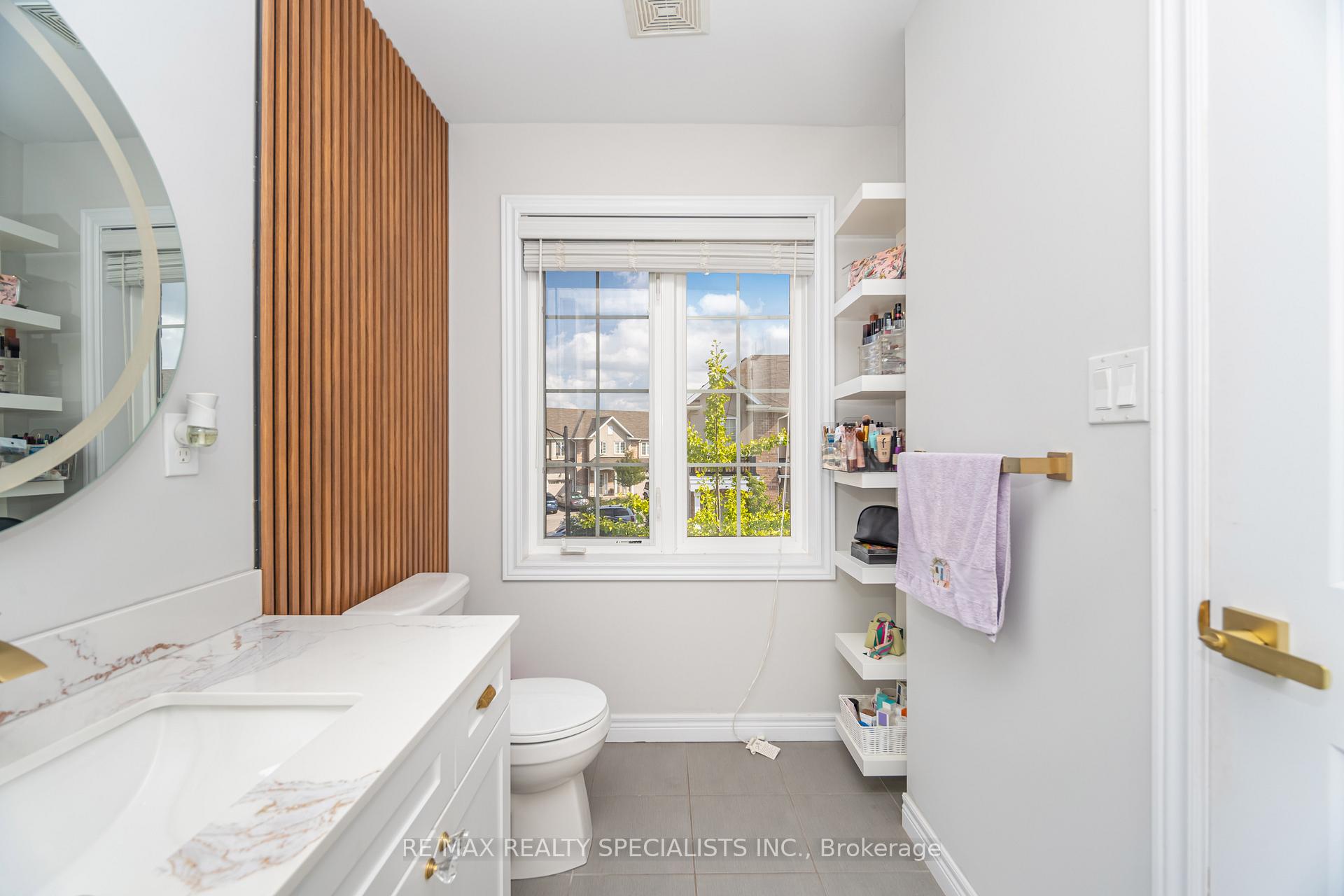 Photo 29 of Unit 6, 90 Raymond Road, Hamilton, Meadowlands — HOMEH