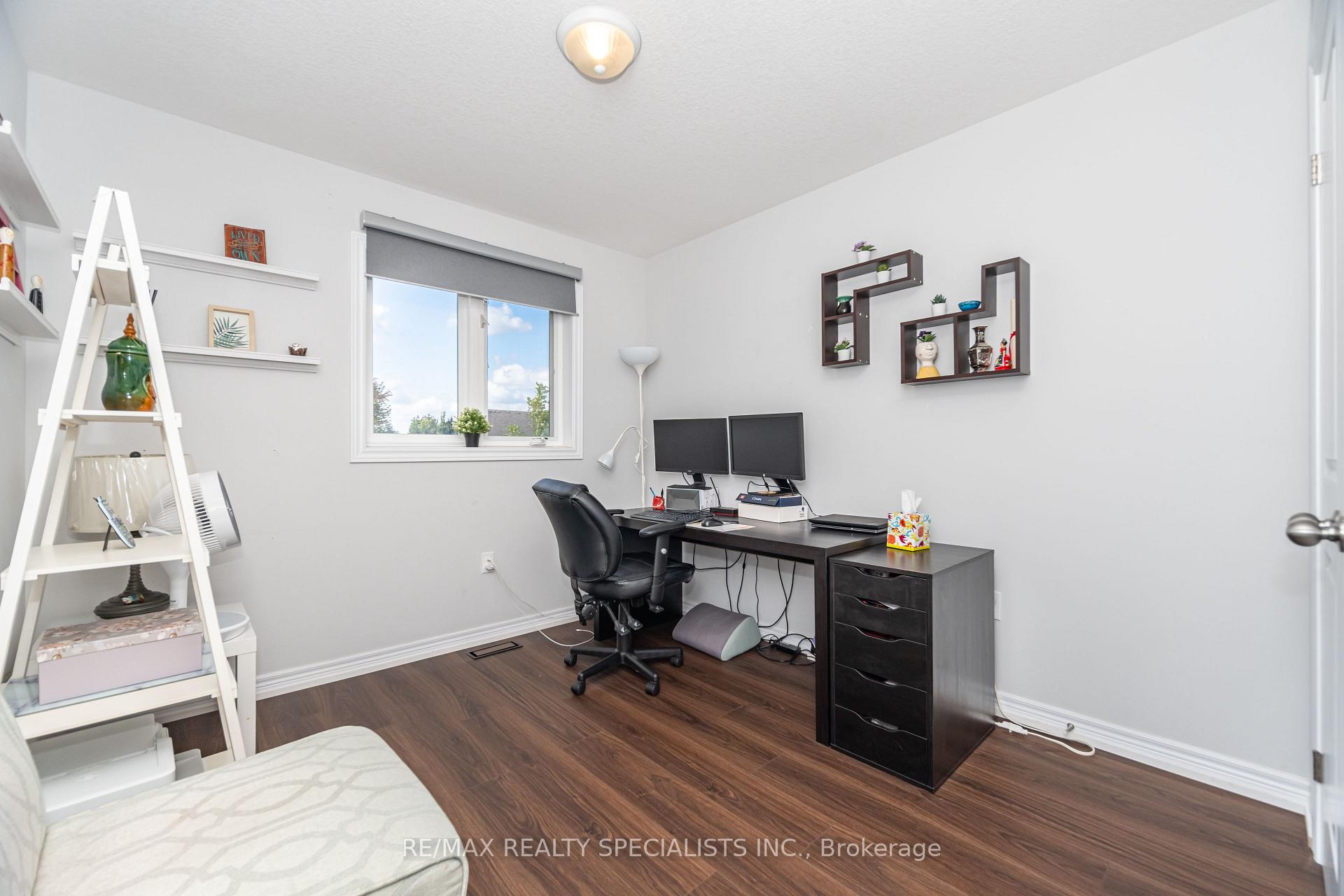 Photo 23 of Unit 6, 90 Raymond Road, Hamilton, Meadowlands — HOMEH