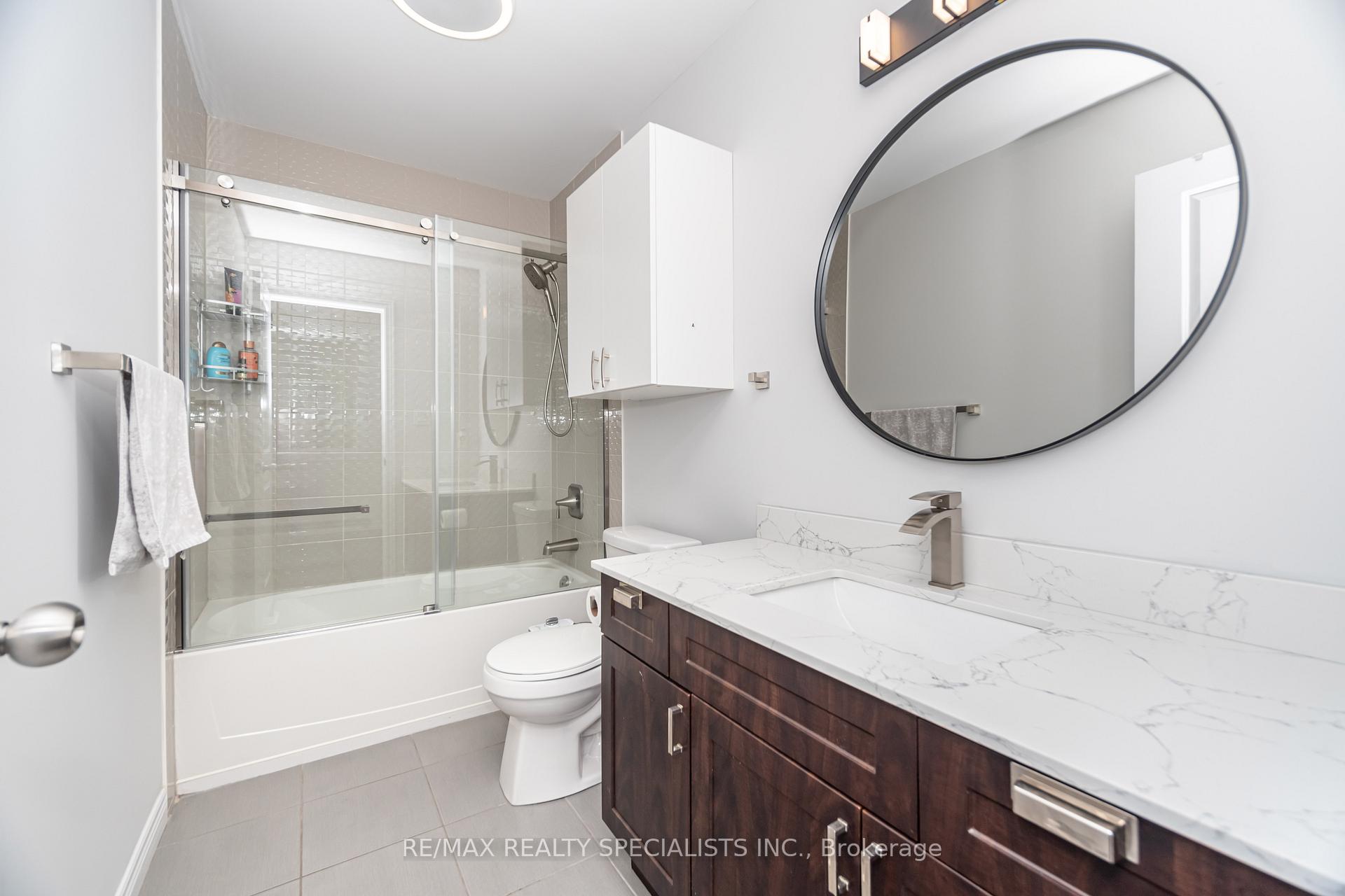 Photo 31 of Unit 6, 90 Raymond Road, Hamilton, Meadowlands — HOMEH