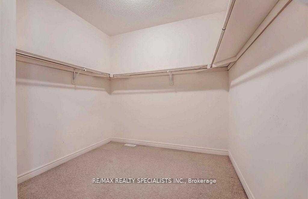 Photo 27 of 76 Humberstone Crescent, Brampton, Northwest Brampton — HOMEH