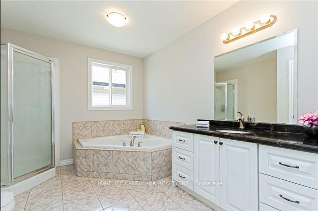 Photo 11 of 79 Davinci Boulevard, Hamilton, Carpenter — HOMEH