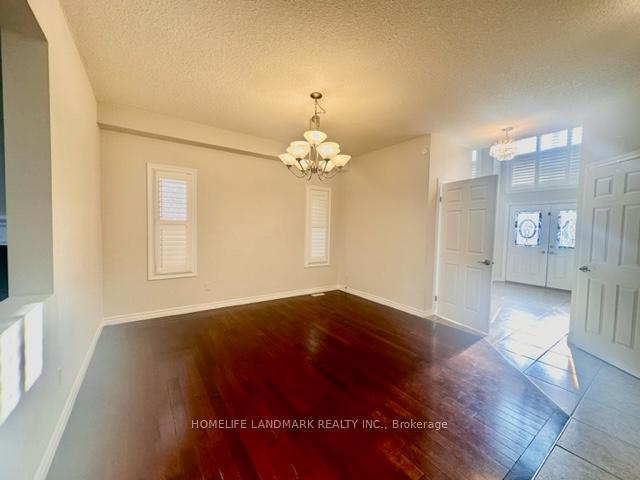 Photo 15 of 79 Davinci Boulevard, Hamilton, Carpenter — HOMEH