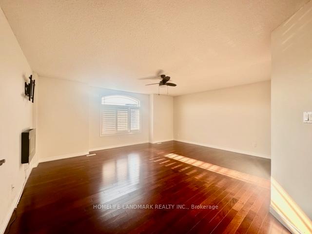 Photo 27 of 79 Davinci Boulevard, Hamilton, Carpenter — HOMEH