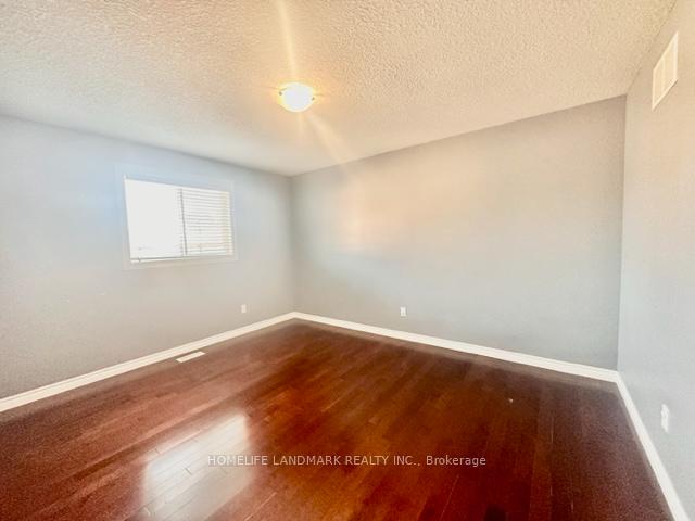 Photo 26 of 79 Davinci Boulevard, Hamilton, Carpenter — HOMEH