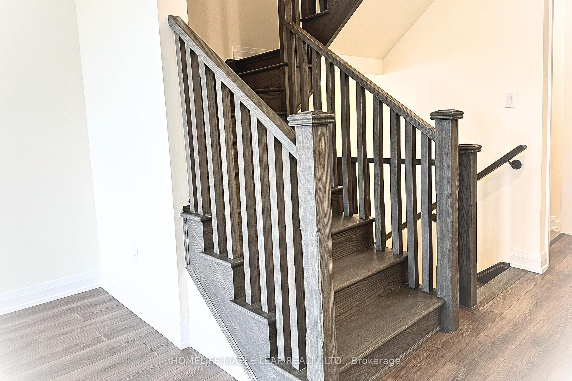 Photo 8 of 54 Bearberry Road, Springwater, Midhurst — HOMEH