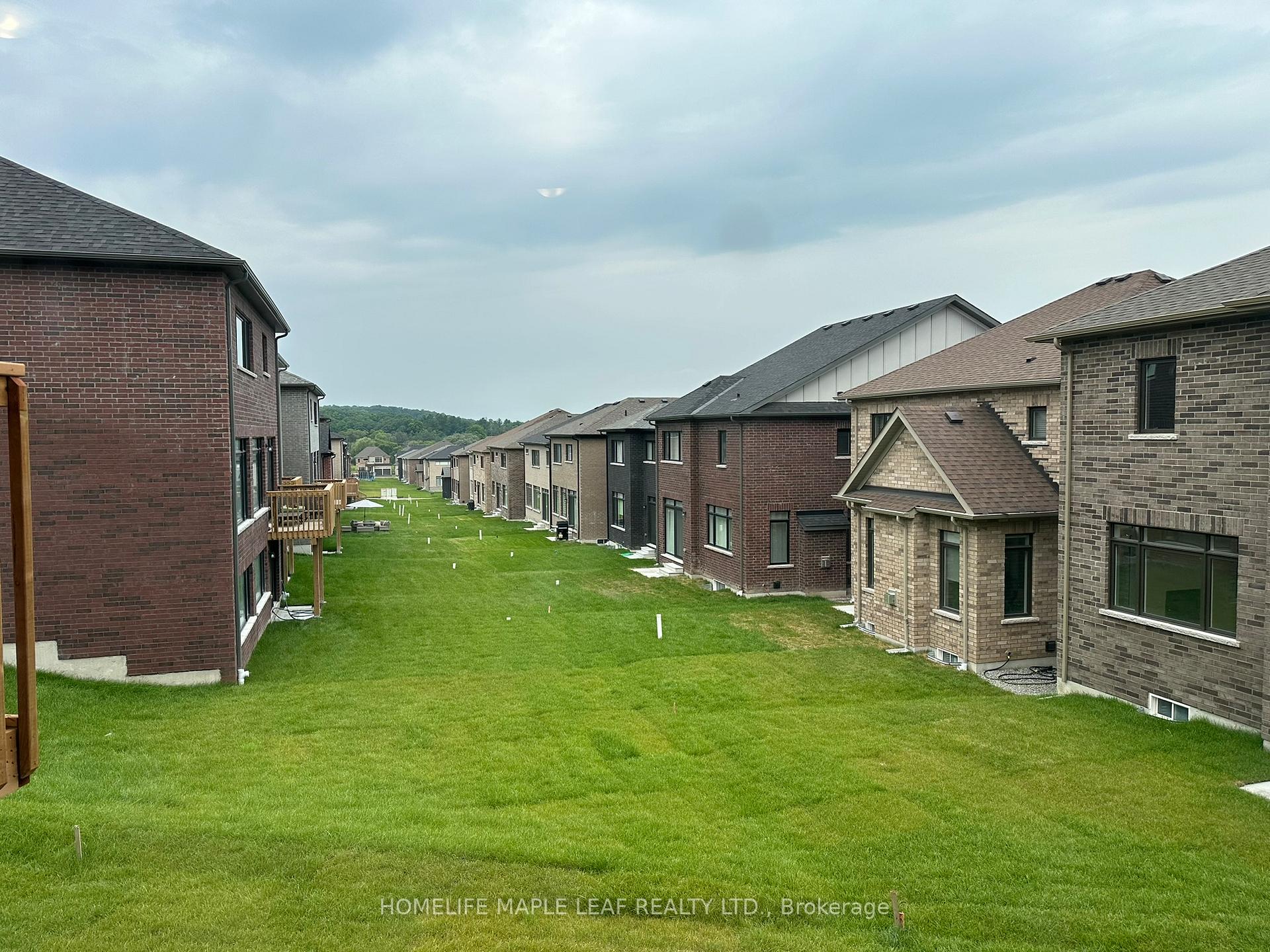 Photo 16 of 54 Bearberry Road, Springwater, Midhurst — HOMEH