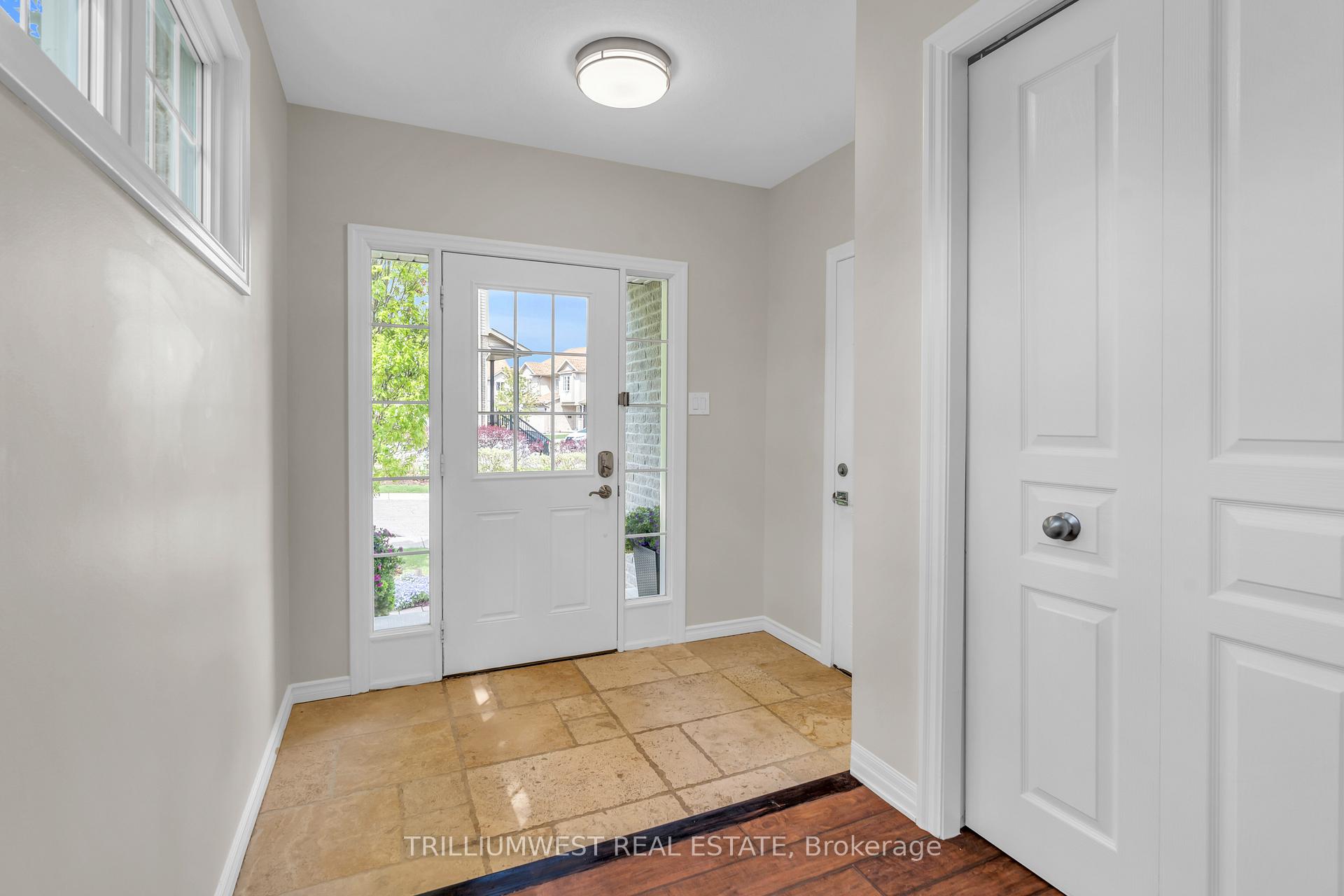 Photo 3 of Unit 35, 105 Pinnacle Drive, Kitchener — HOMEH