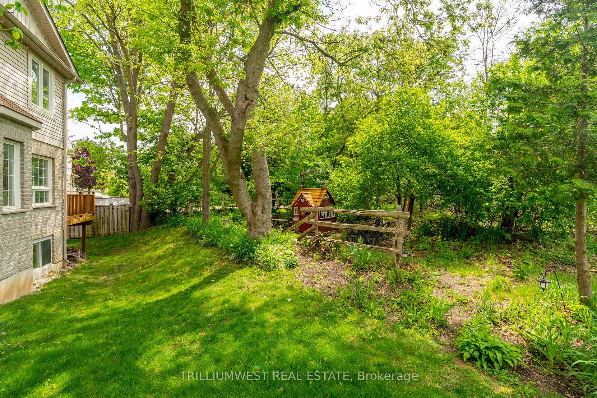 Photo 47 of Unit 35, 105 Pinnacle Drive, Kitchener — HOMEH