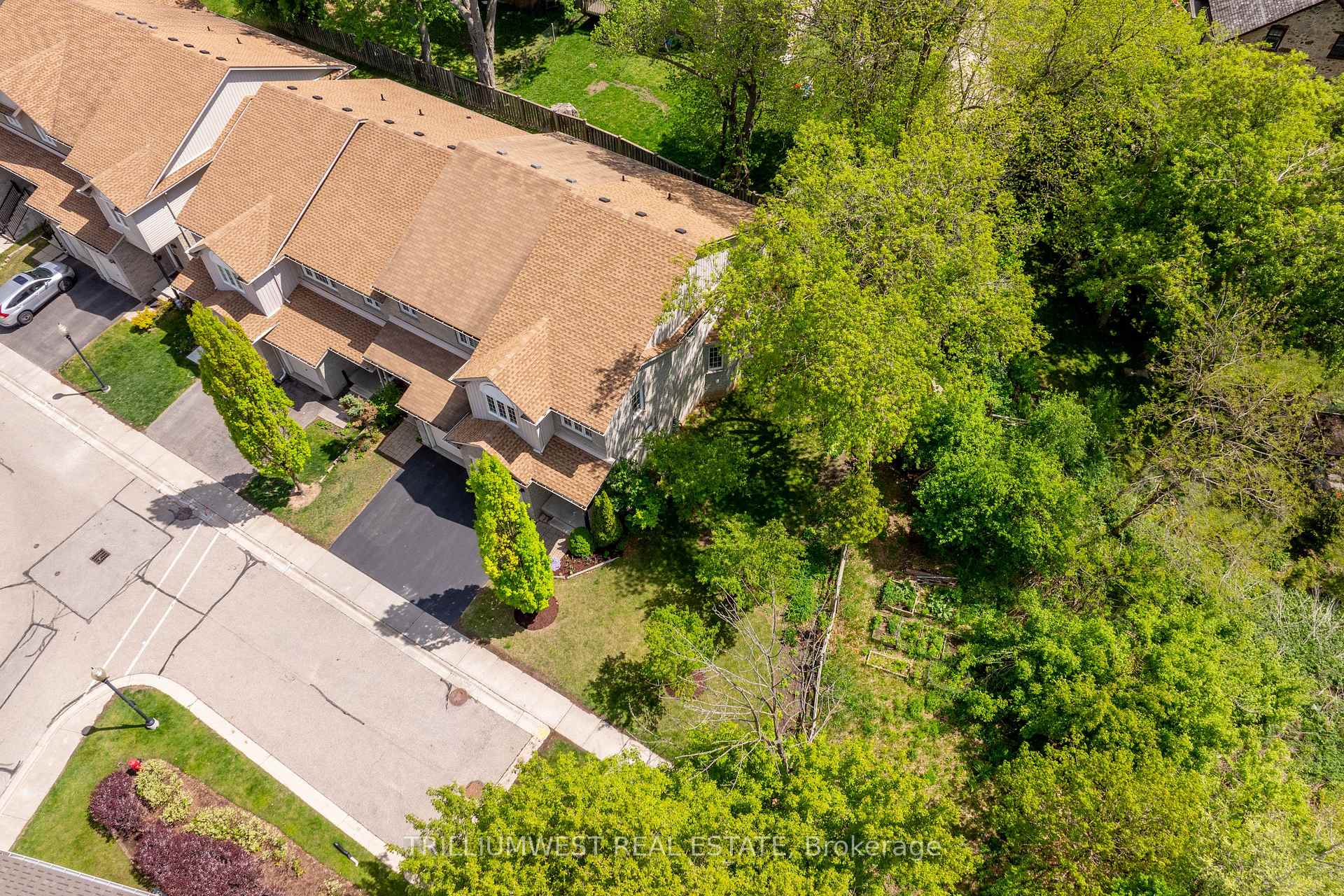 Photo 49 of Unit 35, 105 Pinnacle Drive, Kitchener — HOMEH