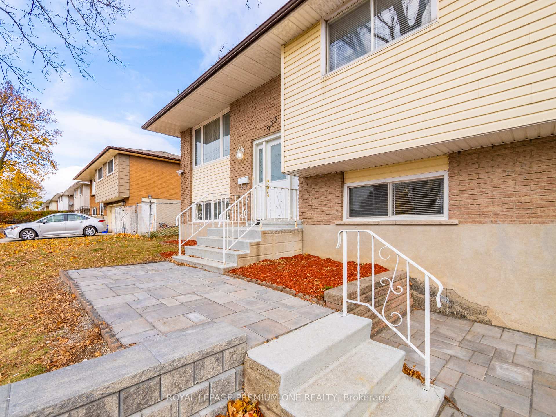 Photo 8 of Unit MAIN, 935 Strasburg Road, Kitchener — HOMEH