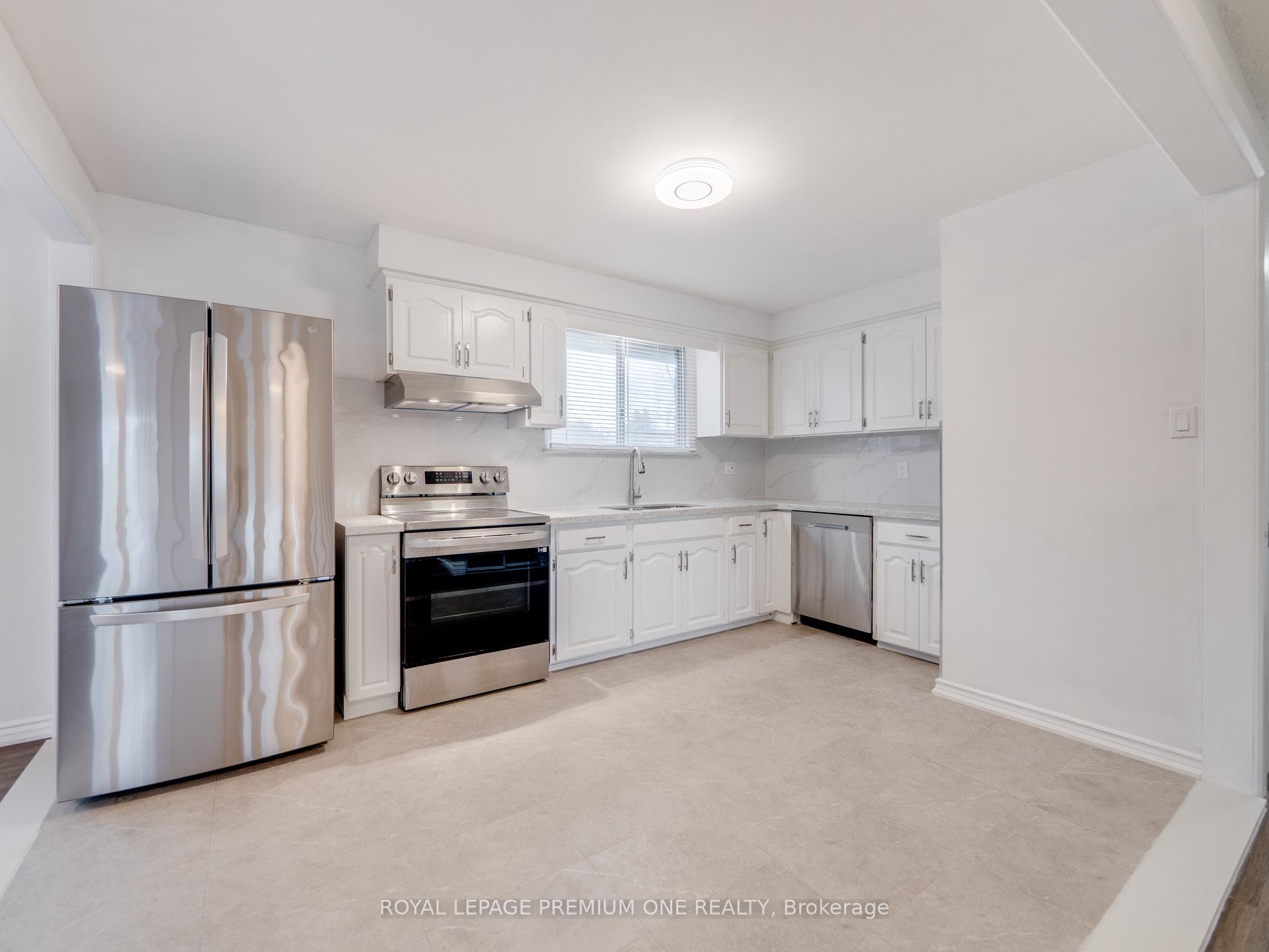 Photo 16 of Unit MAIN, 935 Strasburg Road, Kitchener — HOMEH