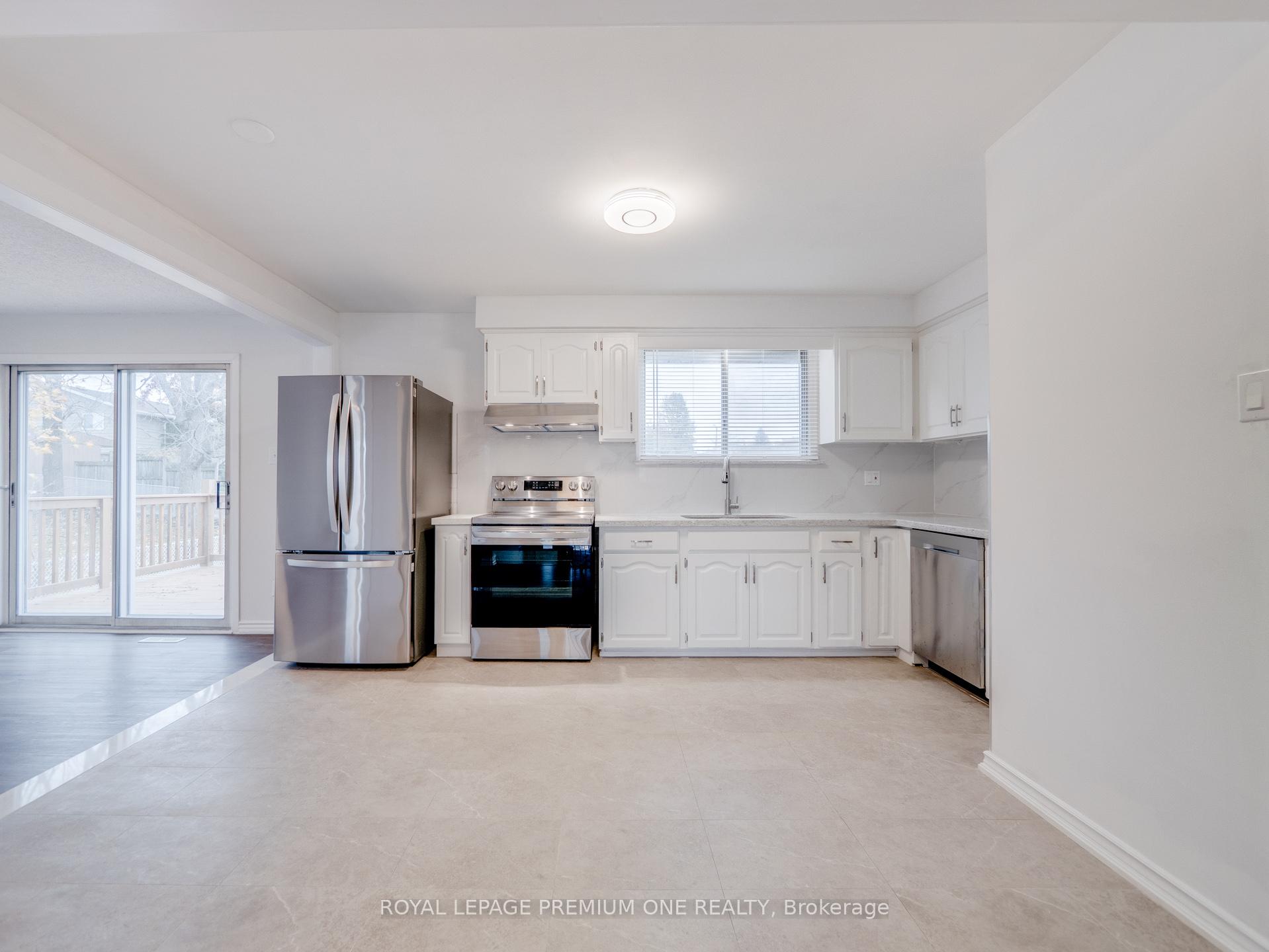 Photo 15 of Unit MAIN, 935 Strasburg Road, Kitchener — HOMEH