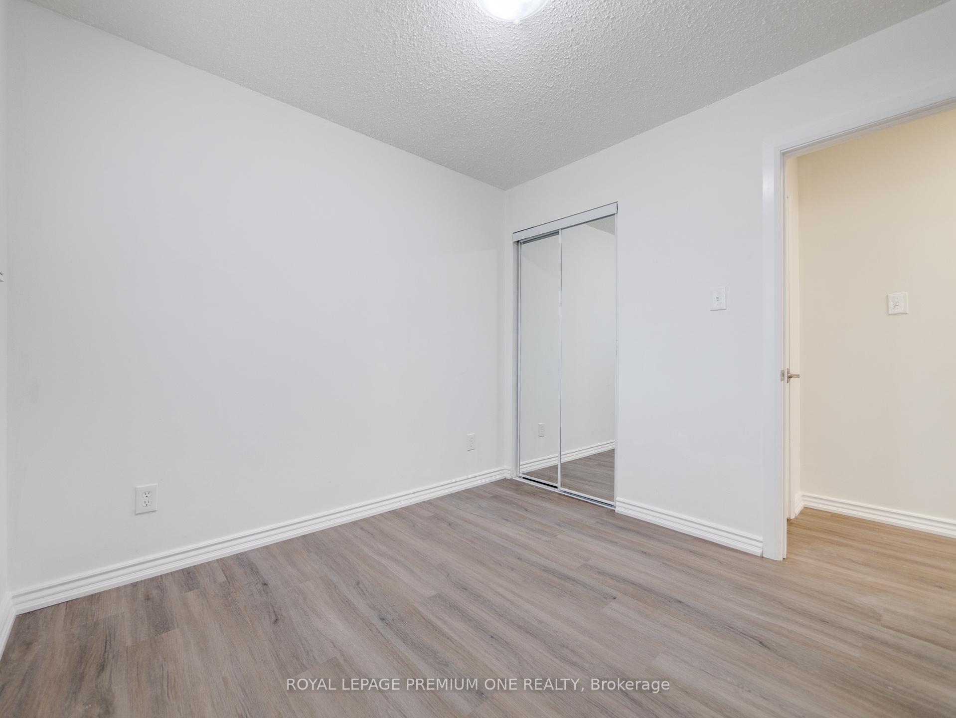 Photo 27 of Unit MAIN, 935 Strasburg Road, Kitchener — HOMEH