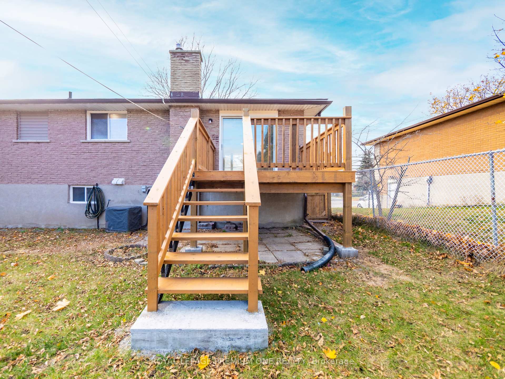 Photo 33 of Unit MAIN, 935 Strasburg Road, Kitchener — HOMEH