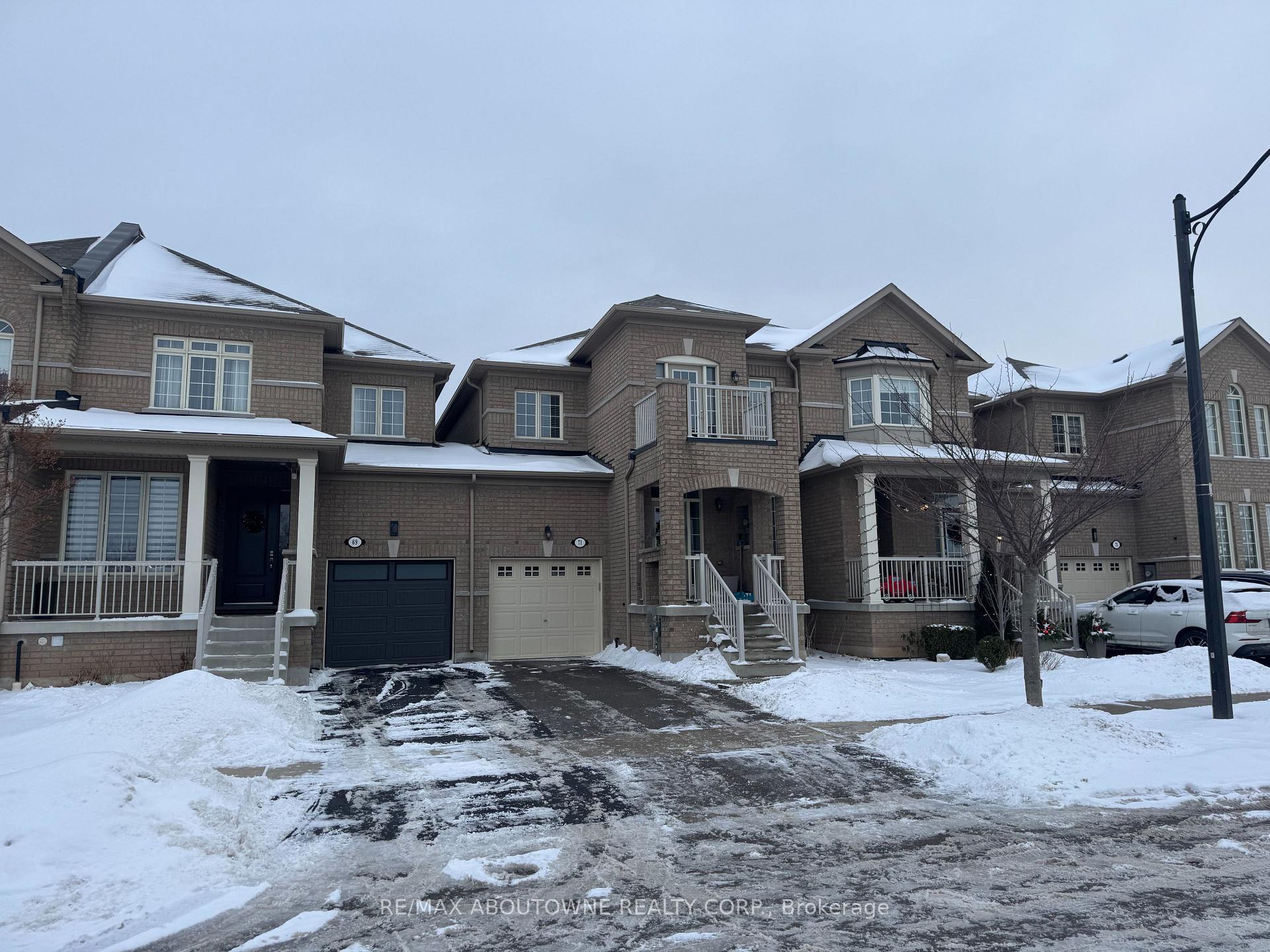 Photo 1 of 71 Fingland Crescent, Hamilton, Waterdown — HOMEH