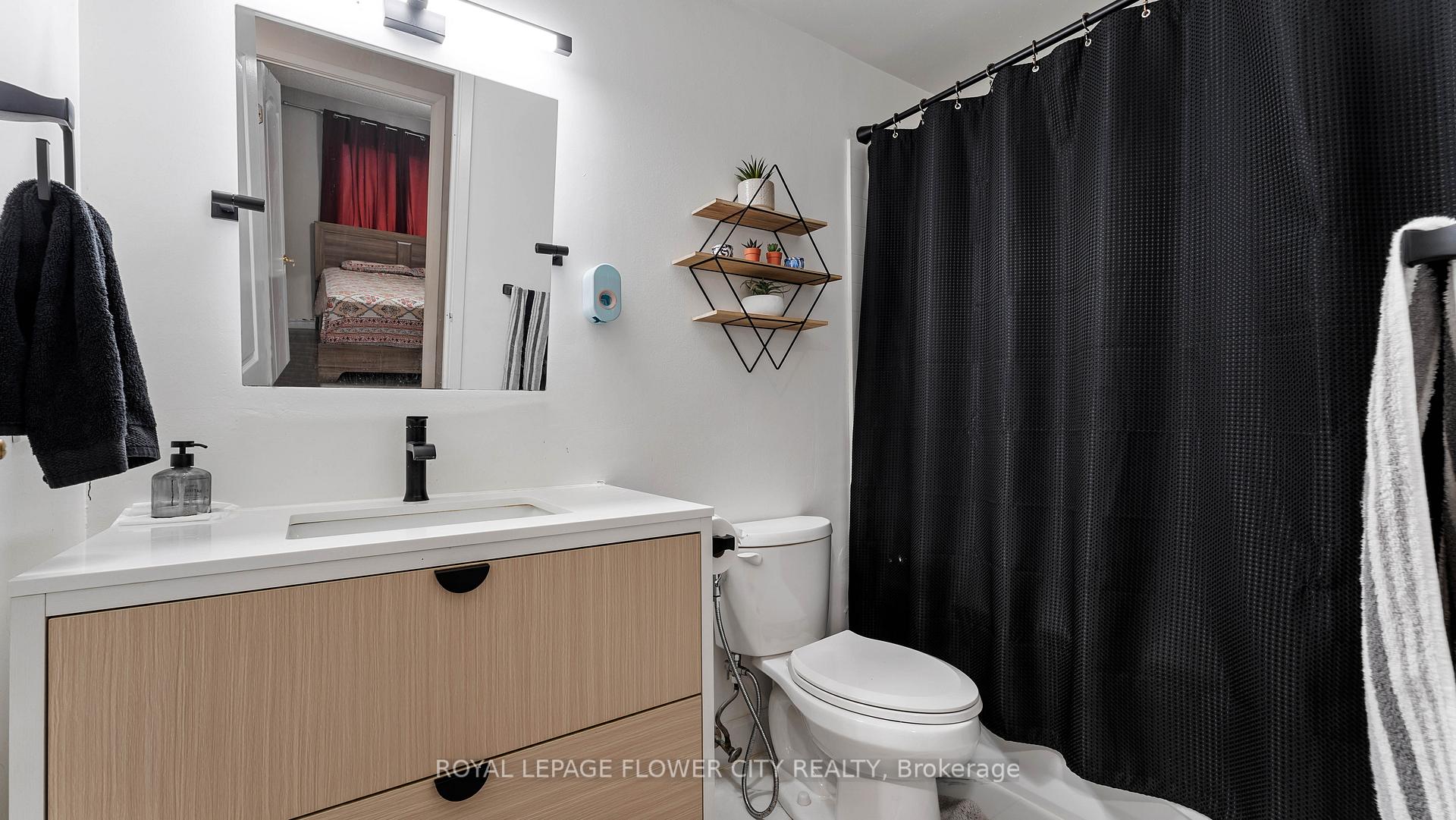 Photo 9 of Unit 16, 365 Pioneer Drive, Kitchener — HOMEH