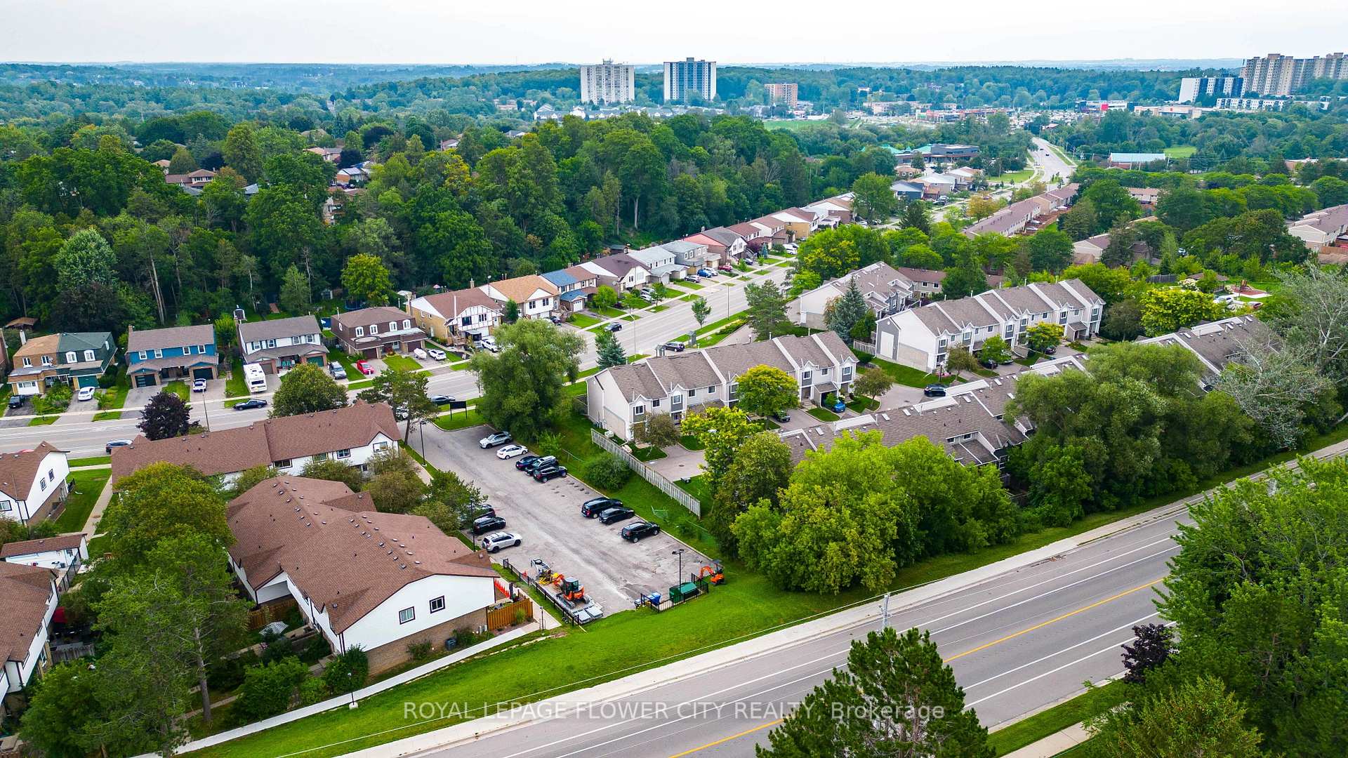 Photo 22 of Unit 16, 365 Pioneer Drive, Kitchener — HOMEH