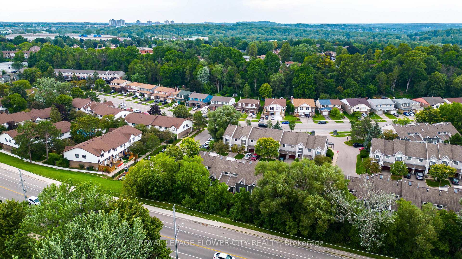 Photo 25 of Unit 16, 365 Pioneer Drive, Kitchener — HOMEH