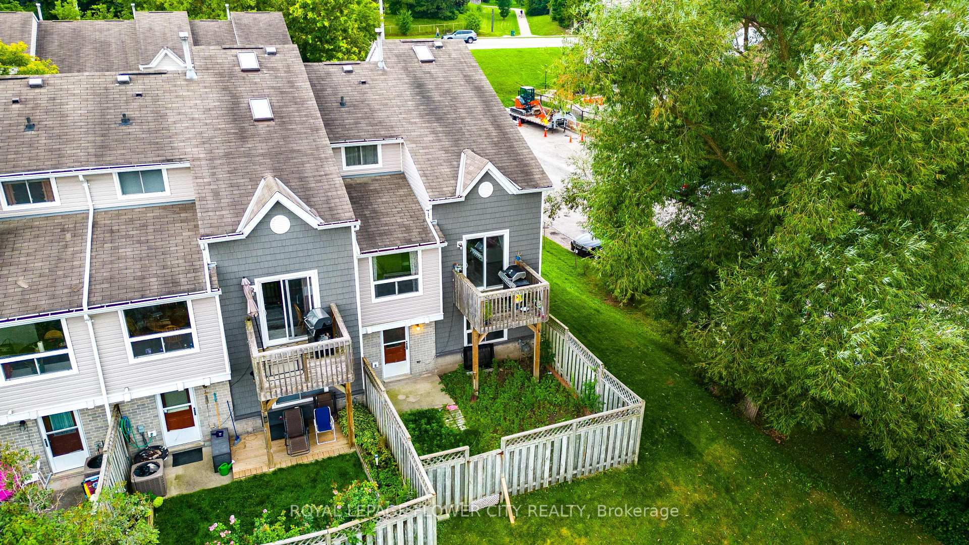 Photo 44 of Unit 16, 365 Pioneer Drive, Kitchener — HOMEH