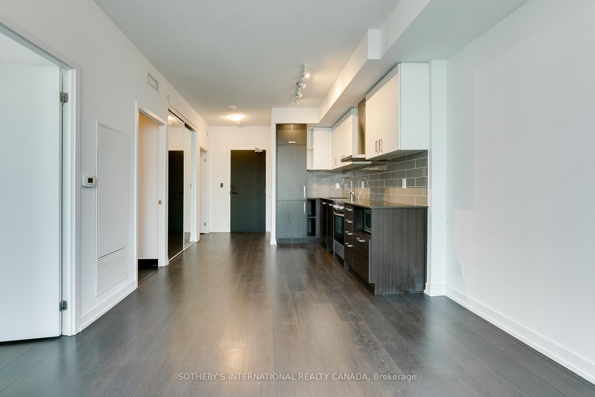 Photo 7 of Unit 904, 125 Redpath Avenue, Toronto, Mount Pleasant West — HOMEH