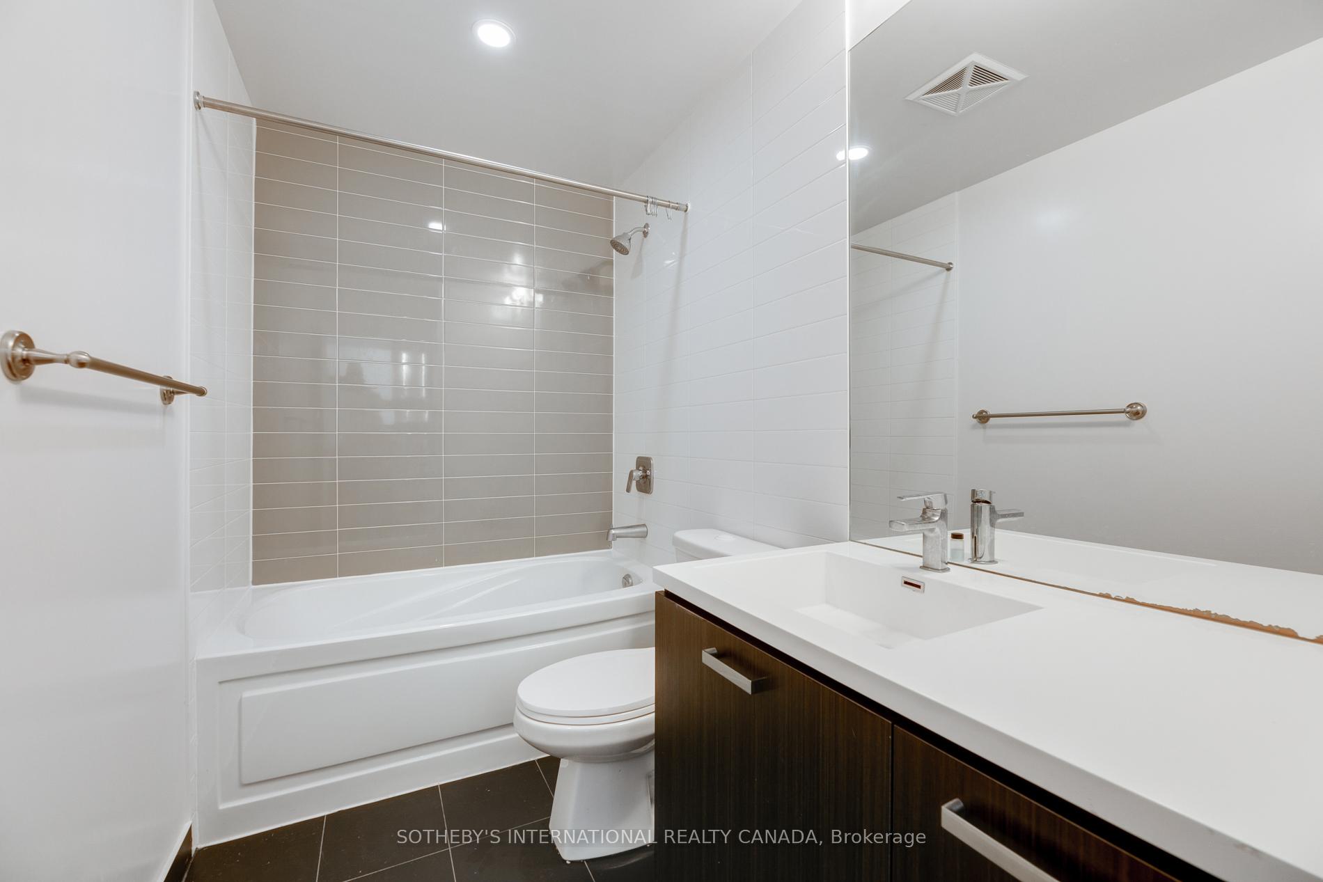 Photo 13 of Unit 904, 125 Redpath Avenue, Toronto, Mount Pleasant West — HOMEH
