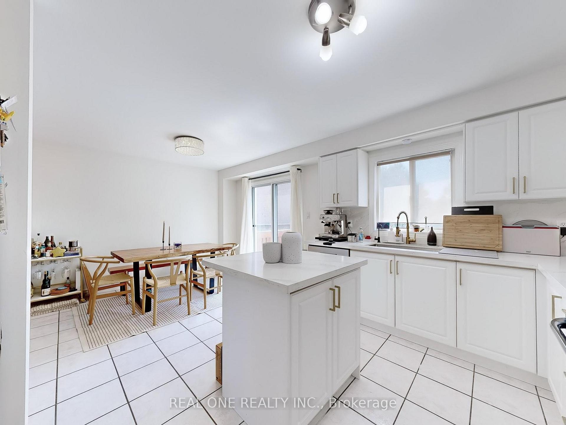 Photo 31 of 89 Briar Path Lane, Markham, Berczy — HOMEH