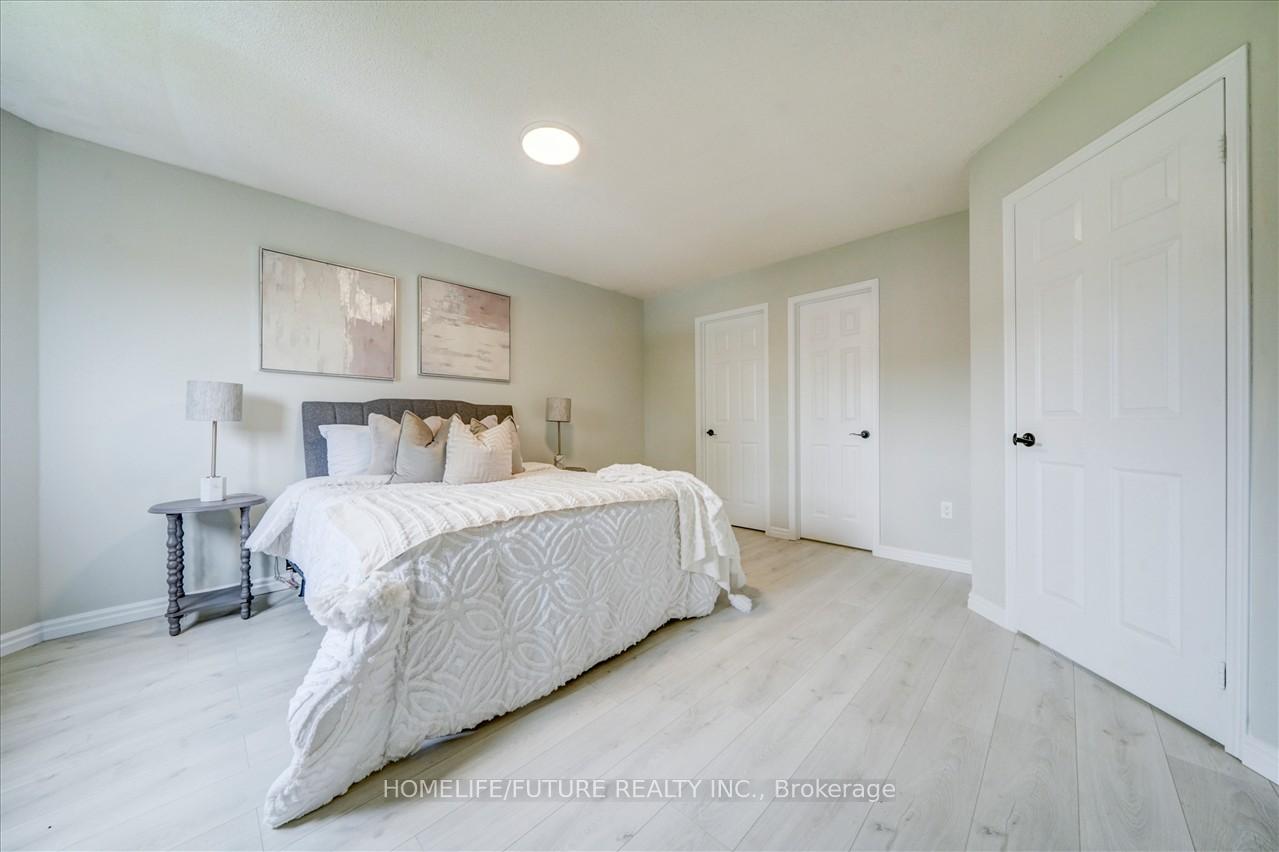 Photo 20 of 14 Knotty Pine Drive, Whitby, Williamsburg — HOMEH