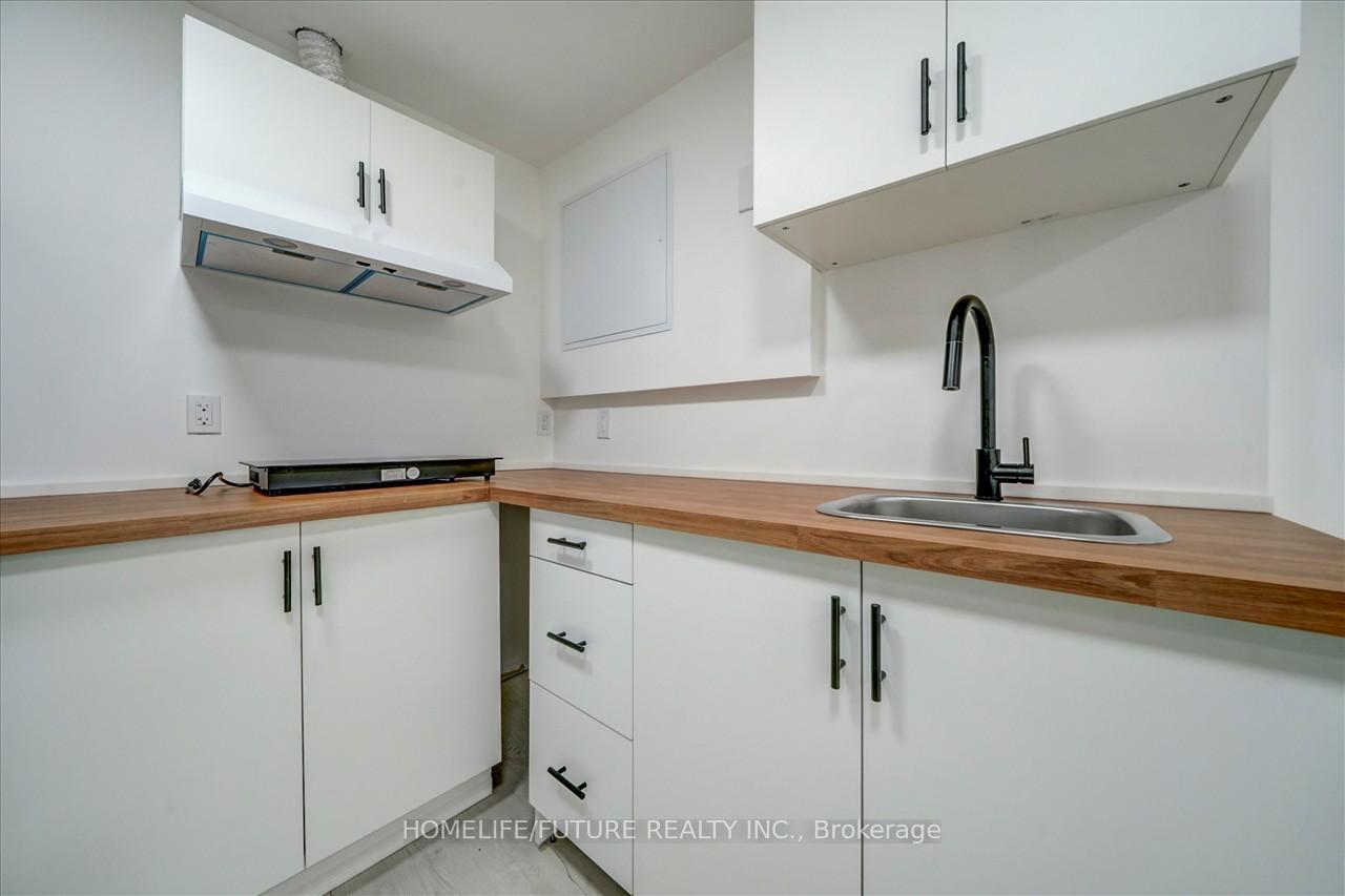 Photo 26 of 14 Knotty Pine Drive, Whitby, Williamsburg — HOMEH